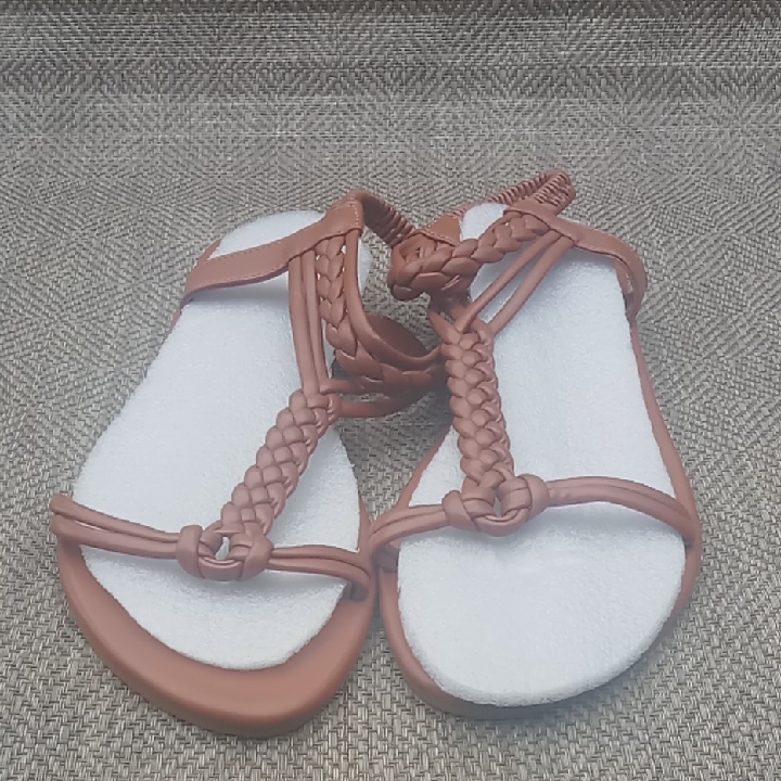 Womens Brand New Braided Tan Sandals Size 43105us
